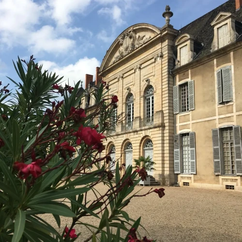 visite-palais-abbatial-devant